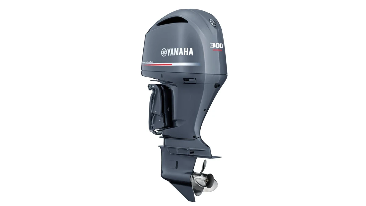 2026-yamaha-f300d-eu-light-grey-metallic-studio-001-03
