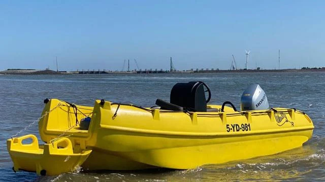 orangemarine-whaly-boats-455-r-ft-uai-640x360
